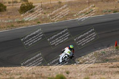 media/Apr-19-2025-AHRMA (Sat) [[3d98ca3309]]/Practice/Group 4/Turn 6/